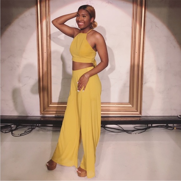 Fashion Nova Pants - Picture 2 of 5